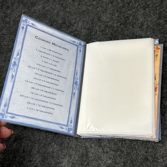 NOS Recipe Book & Recipe Cards (Sealed) Cottage Core Cat Flowers Birdhouse Gift - Picture 5 of 11